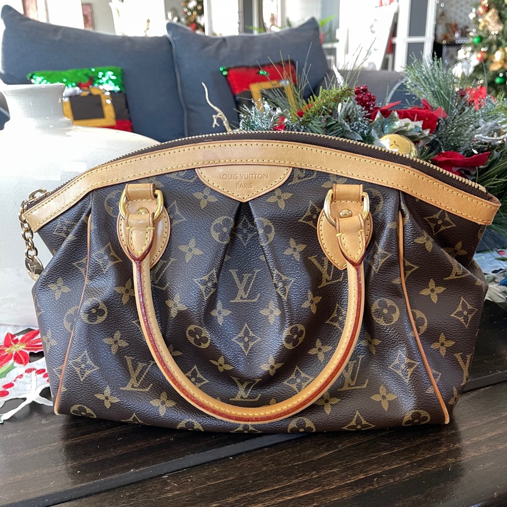💕Monogram Canvas Tivoli Pm💕